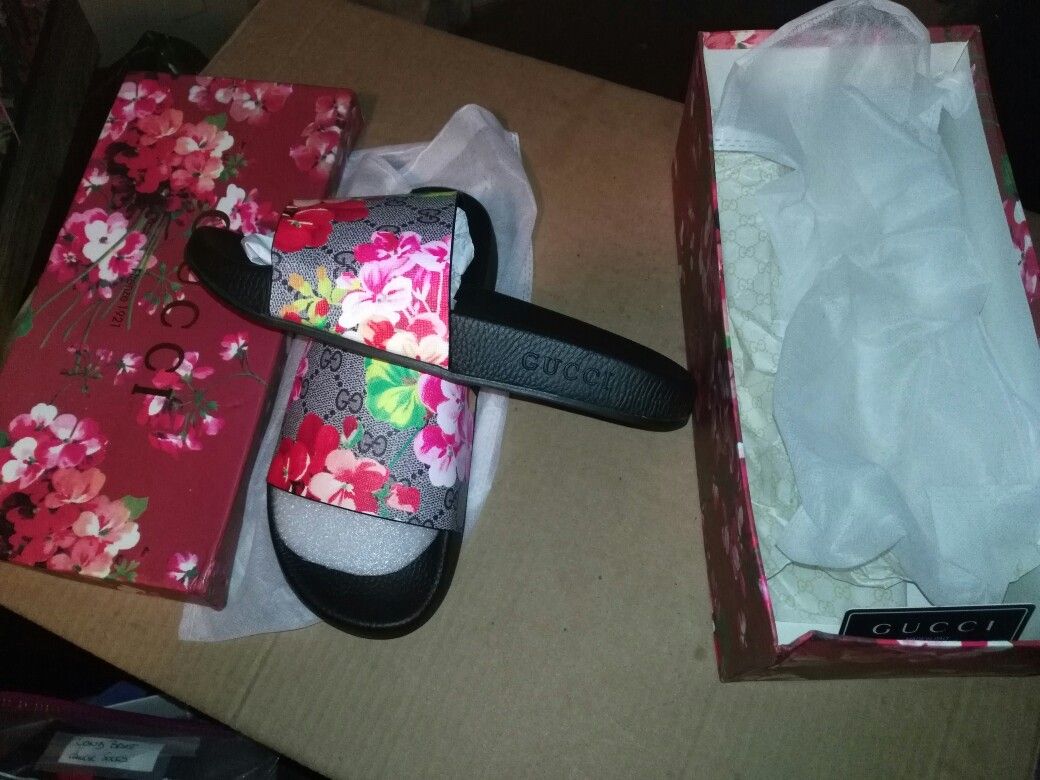 Floral Bloom slides.. ($60 with box and dust covers)..small and big sizes available..( size 11...11.5...12 are $75)