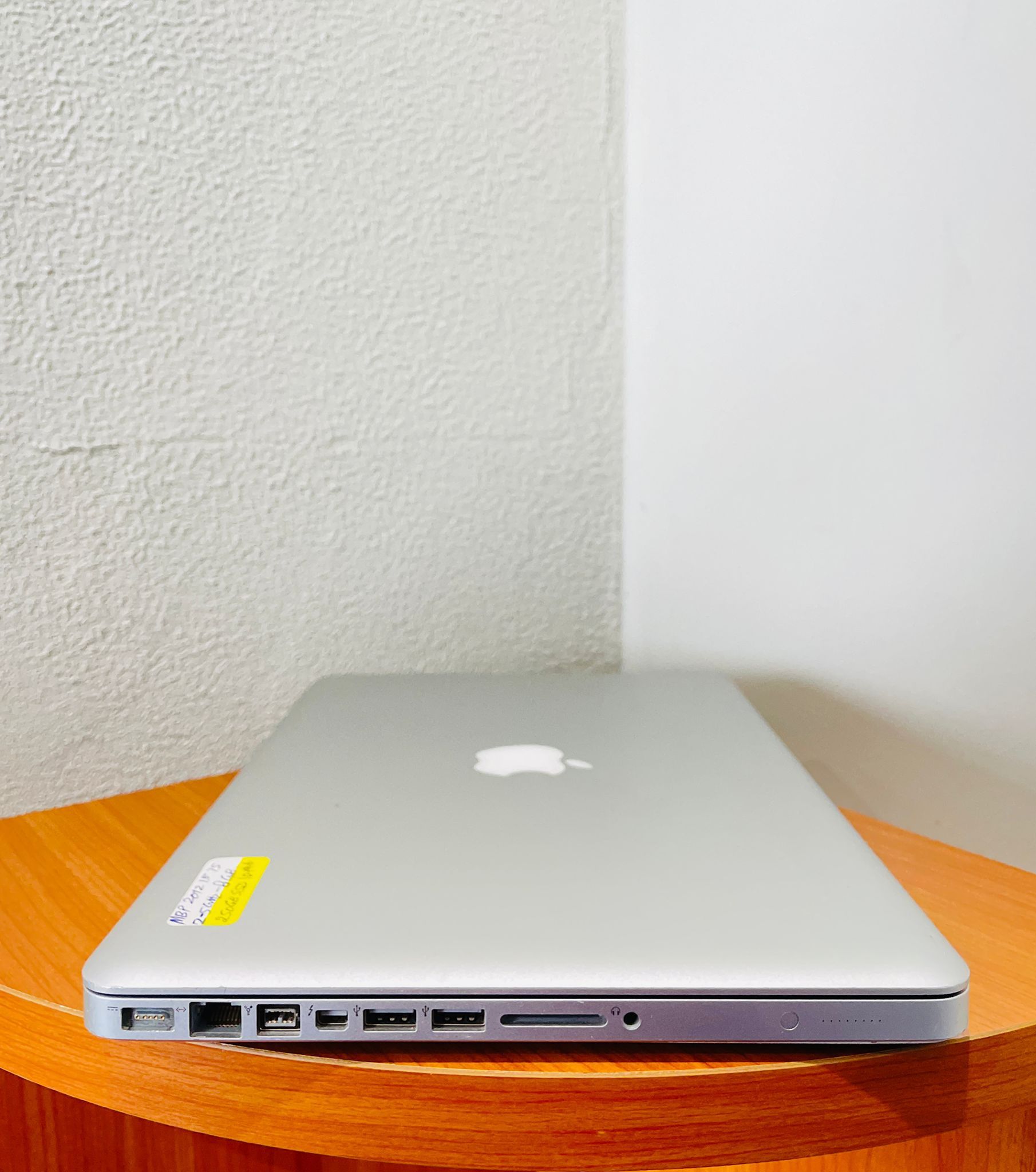 Apple MacBook Pro 13” 2012 I5 8GB 250GB SSD Fully Functional