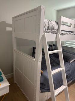 twin over twin wood bunkbed