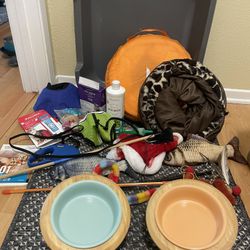 Cat Supplies Litterbox, tunnels, bowls, etc