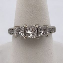 14k White Gold 1.35ct Diamond ring size 6 