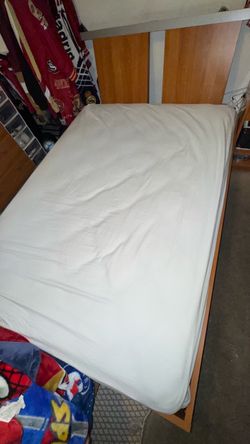 Matching 2-Piece Modern Bedroom Set