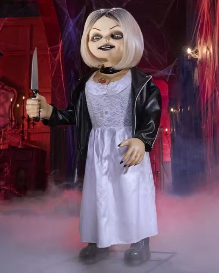 2025 Home Depot 3.5 Ft Animated Tiffany Valentine Doll – New & Sealed!