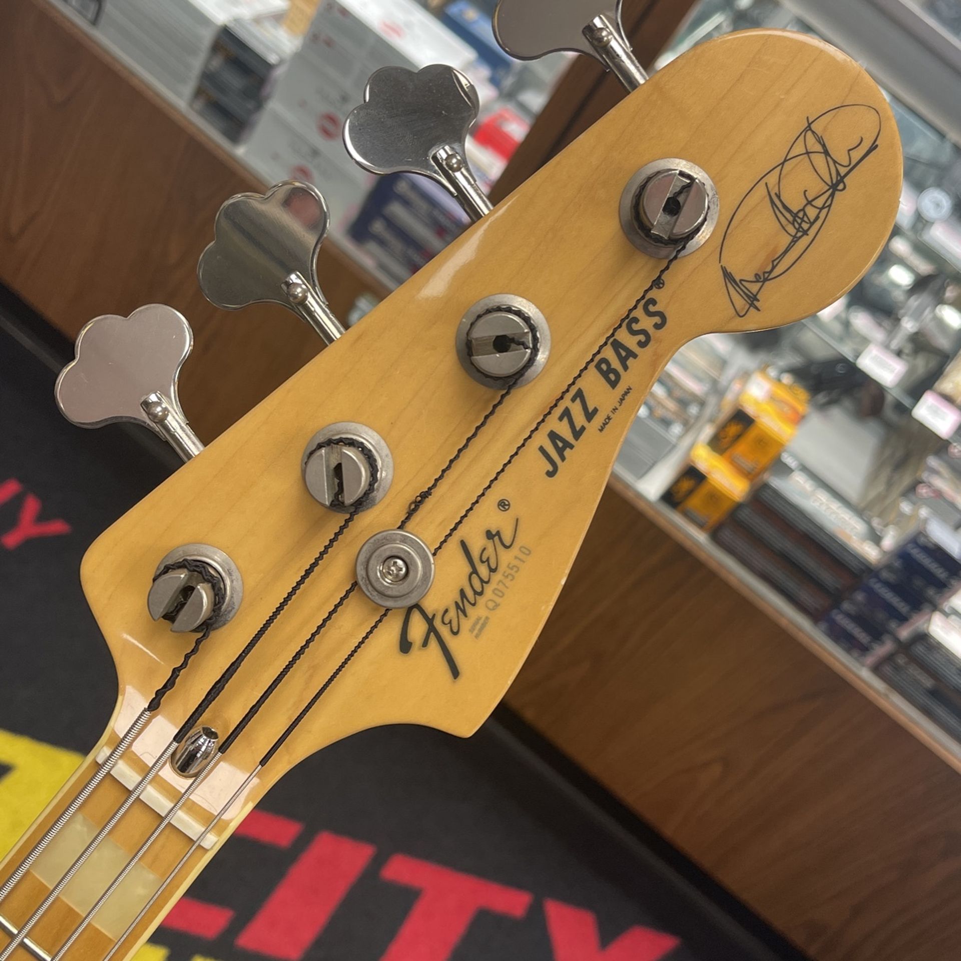 2004 Marcus Miller Signature Jazz Bass