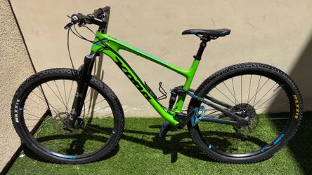 2017 Kona Hei Hei DL Carbon Full Suspension mountain bike