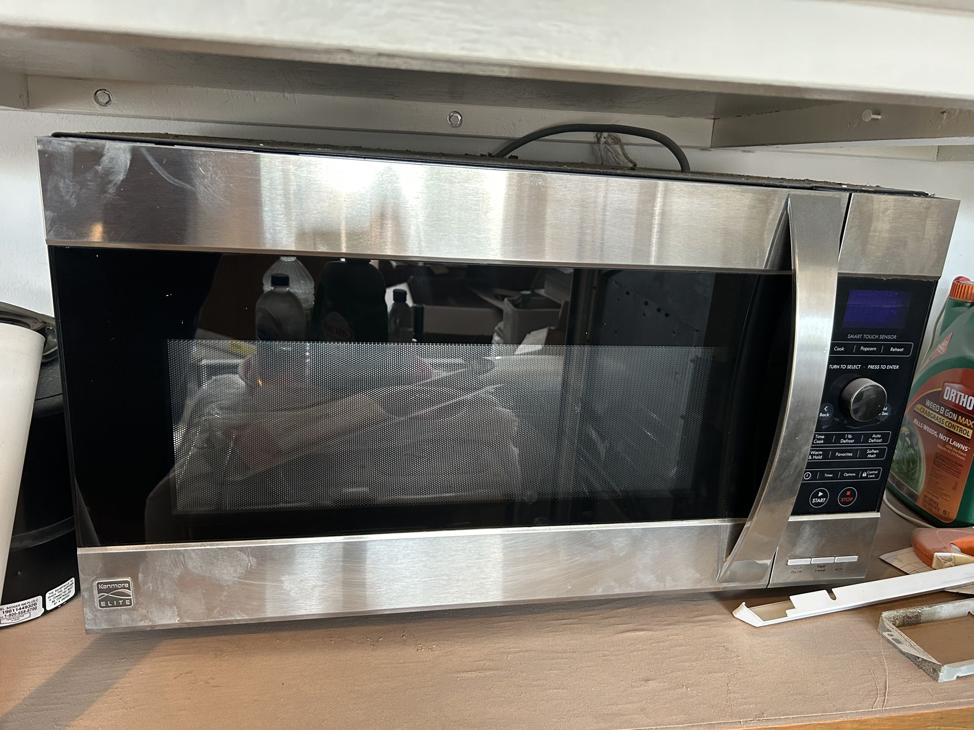 Over the oven microwave