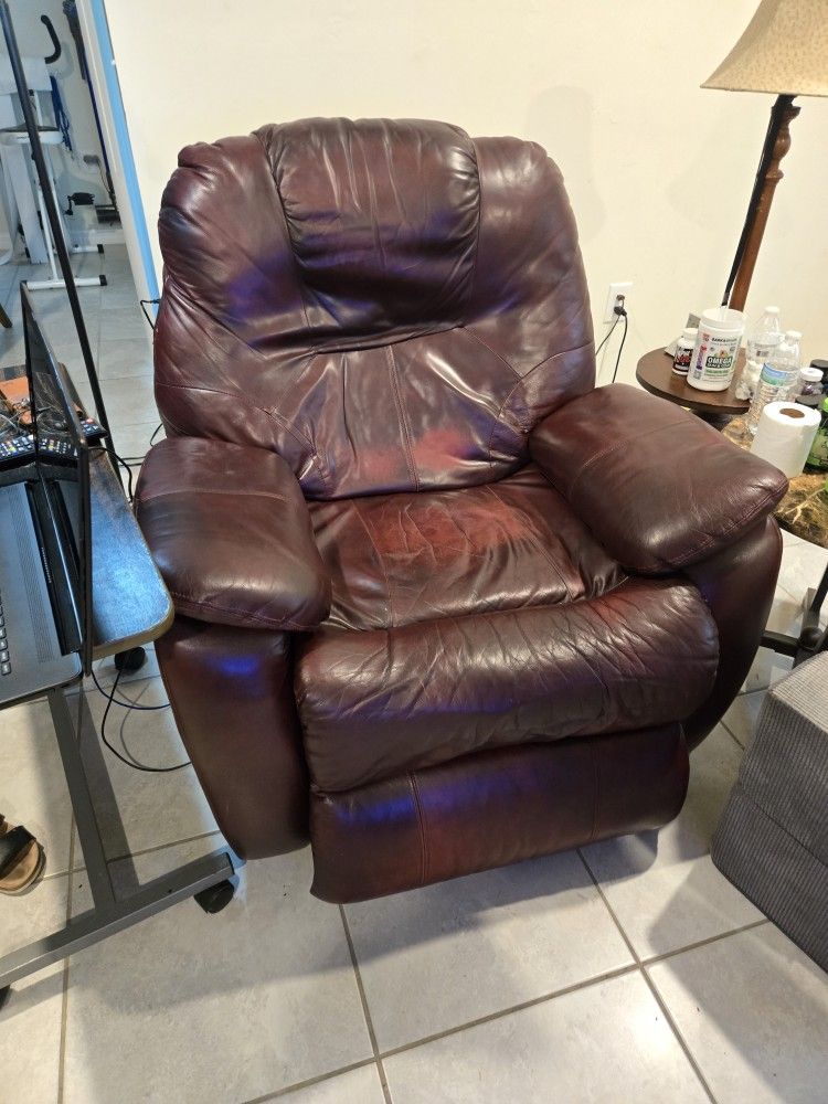 2 Used Recliner Leather