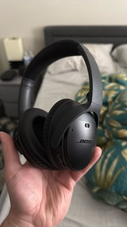 Bose QC 35 Over Ear Headphones 