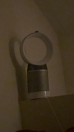 Super clean Dyson Pure Cool Purifying Desk Fan & Air Purifier up for grabs!