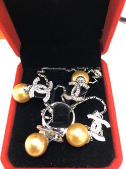 Golden south sea pearls