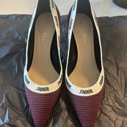 Christian Dior Printed Embroidered Accent Pumps Women’s Shoes Size 8