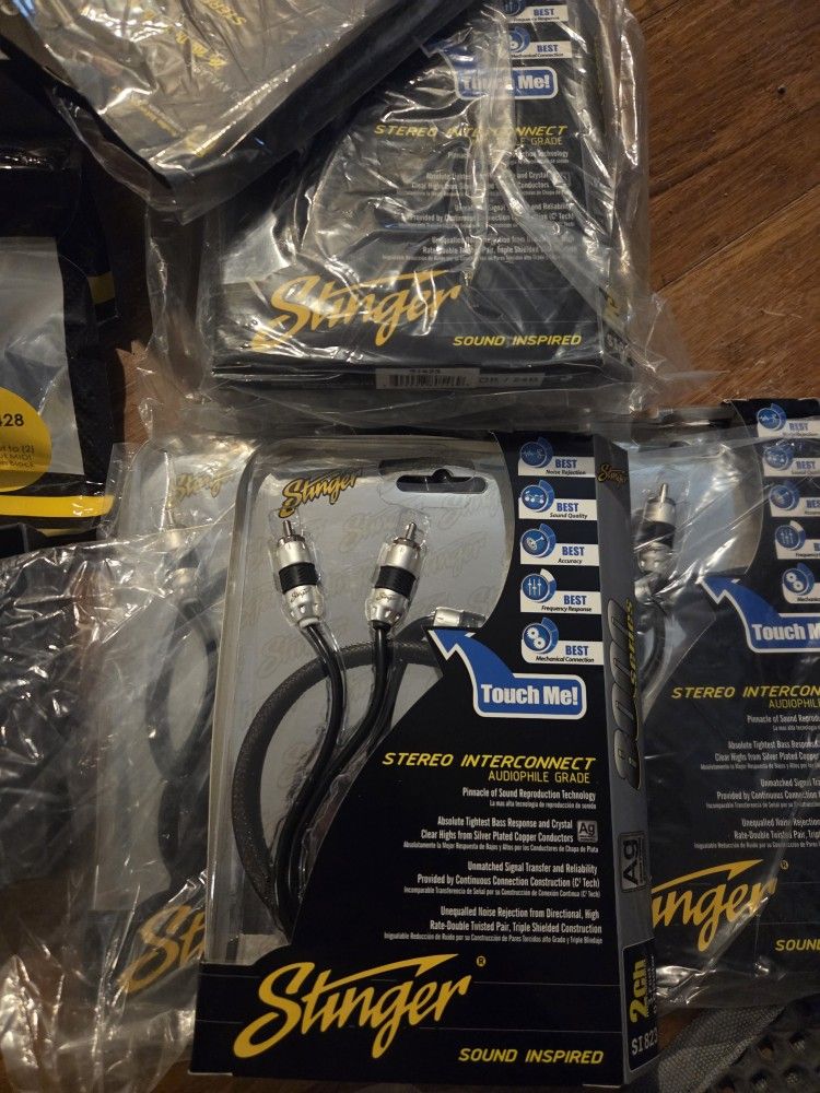 (8) Stinger 8000 Series Hifi Audiophile Rca Cables