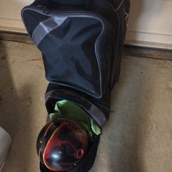 Bowling Bag And Accessories 