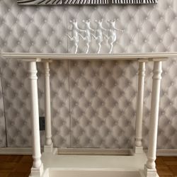 SAFAVIEH Regan Console Table