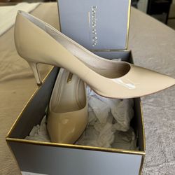 Patent Leather Pumps-Nude