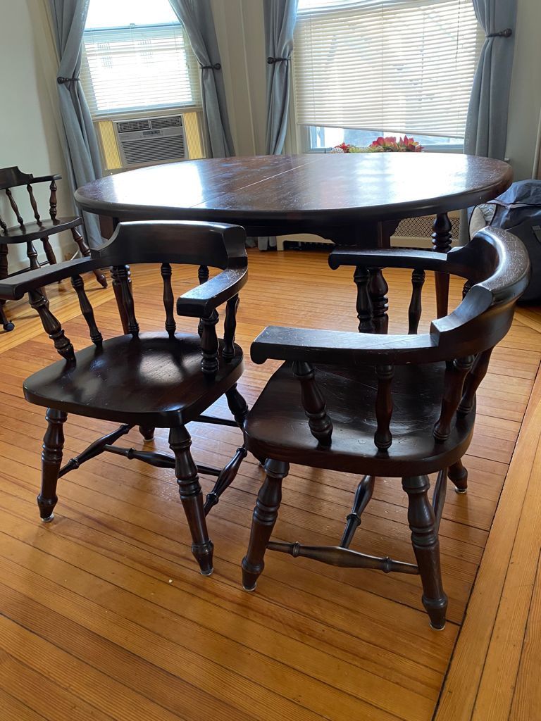 Dining Room Captain