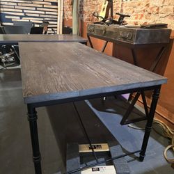 Dinning Table/Retail 
