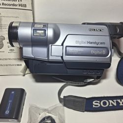 Sony Handycam Digital8 Camcorder 