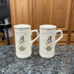 Vintage Ceramic Holly Hobbie Salt & Pepper Shakers. “Memories …A Keepsake of The Heart Forever.  Size approximately 3 3/4 inches tall.  Preowned.  