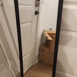 4' Mirror 