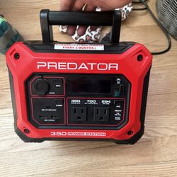 Predator 350 Watt power station / Generator 