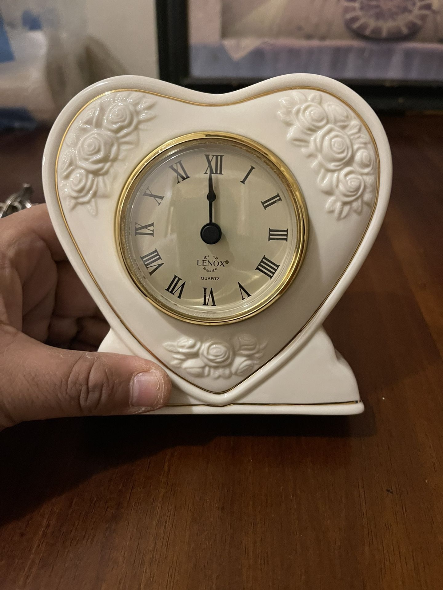 Mantle Clock