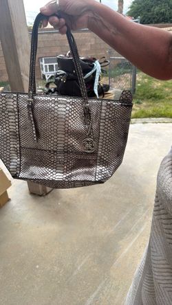 Guess Delaney Tote Bag