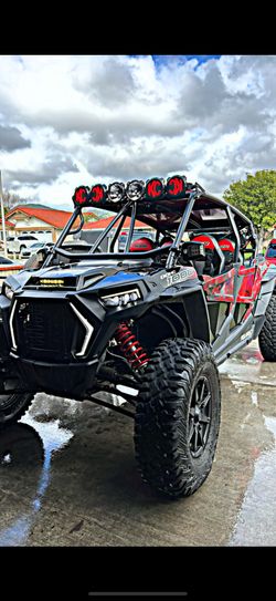 Rzr 1000