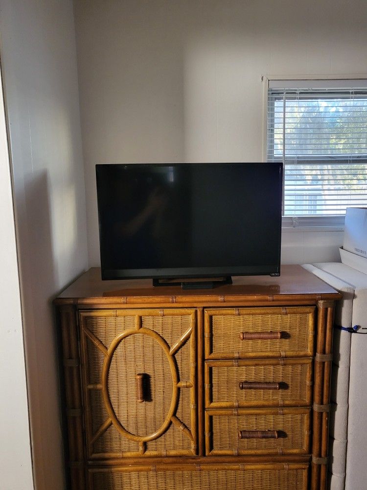 27" Vizio T.V. With Remote