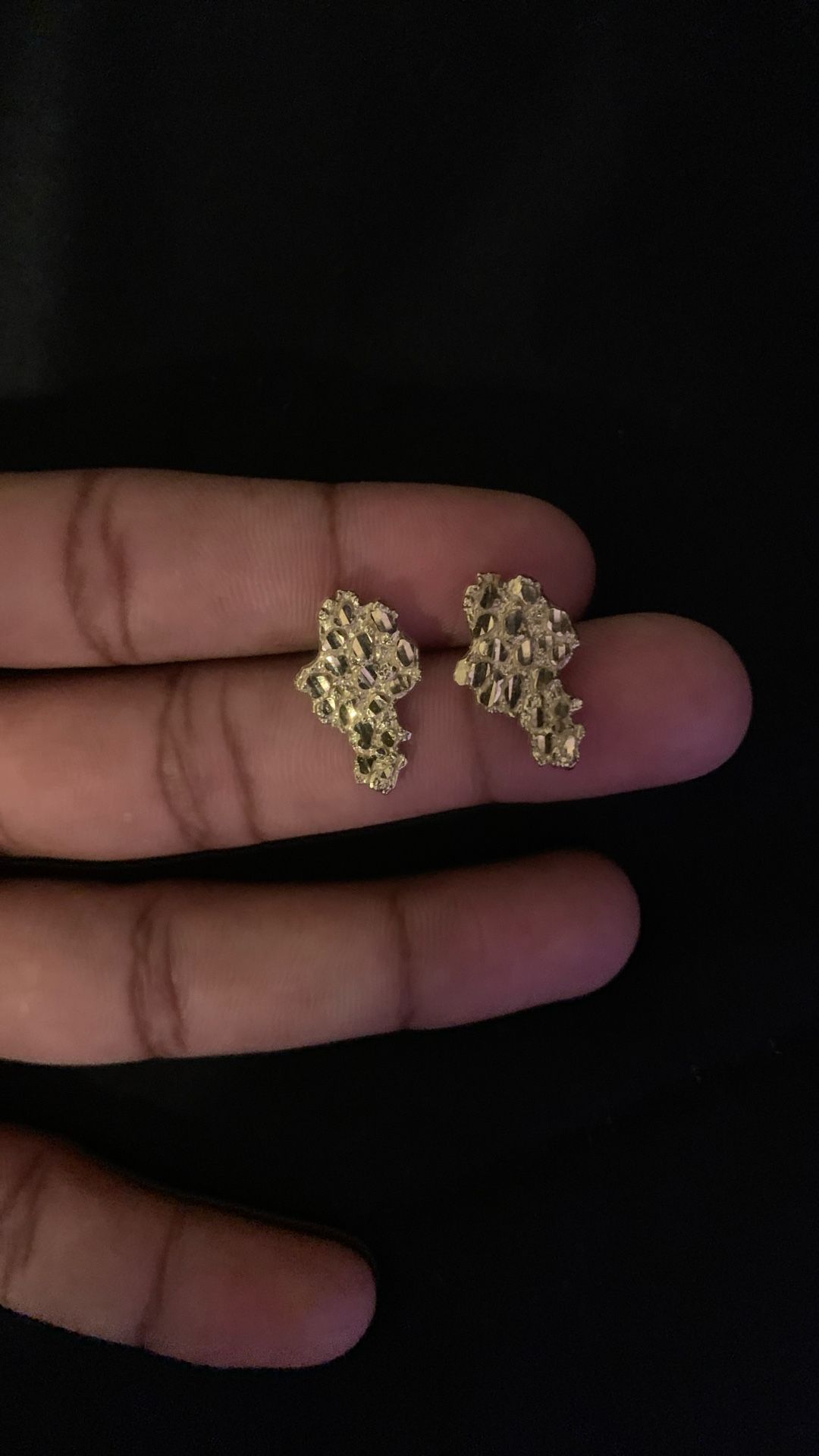 14 karat cross nugget earrings
