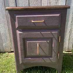 Nightstand/Side Table