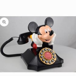 Mickey mouse talking desk