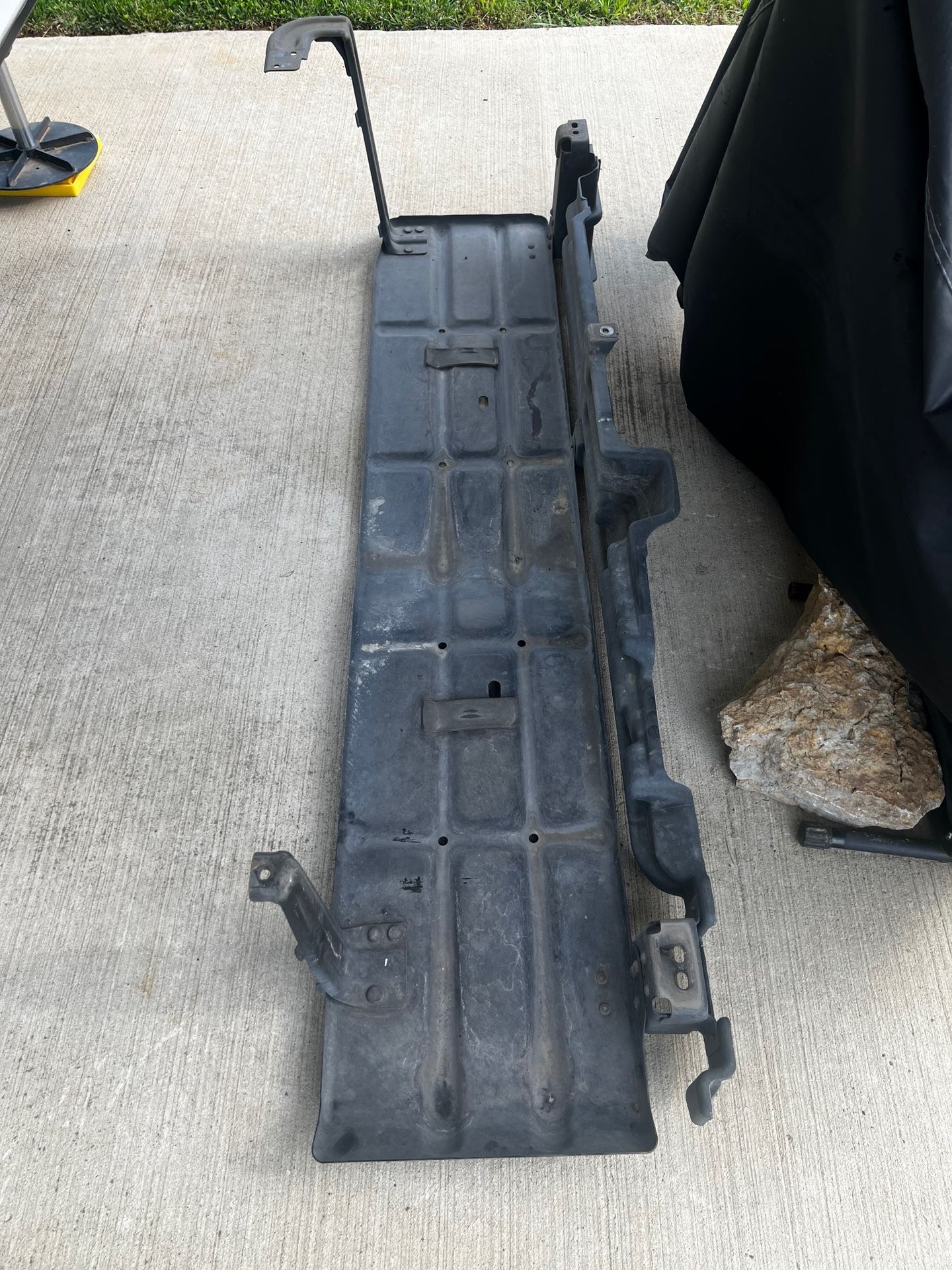 2016 Ford 350 Power Stroke Lariat Metal Fuel Tank Protector