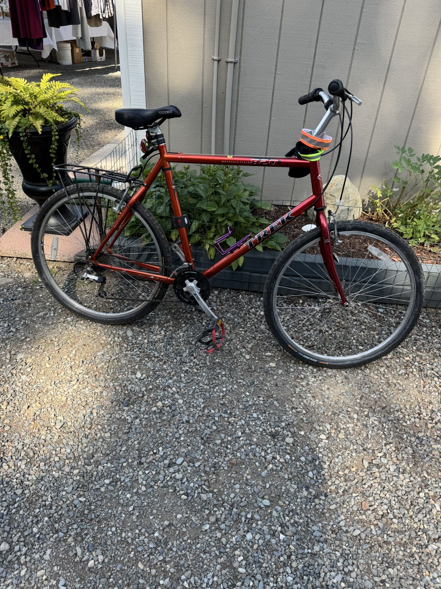 Trek Mountain Track 820