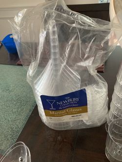 Party & Kitchen Bundle – Serving Spoons, Tongs, Glasses, Ice Packs & Cake Holder