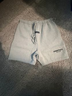 Essential shorts medium