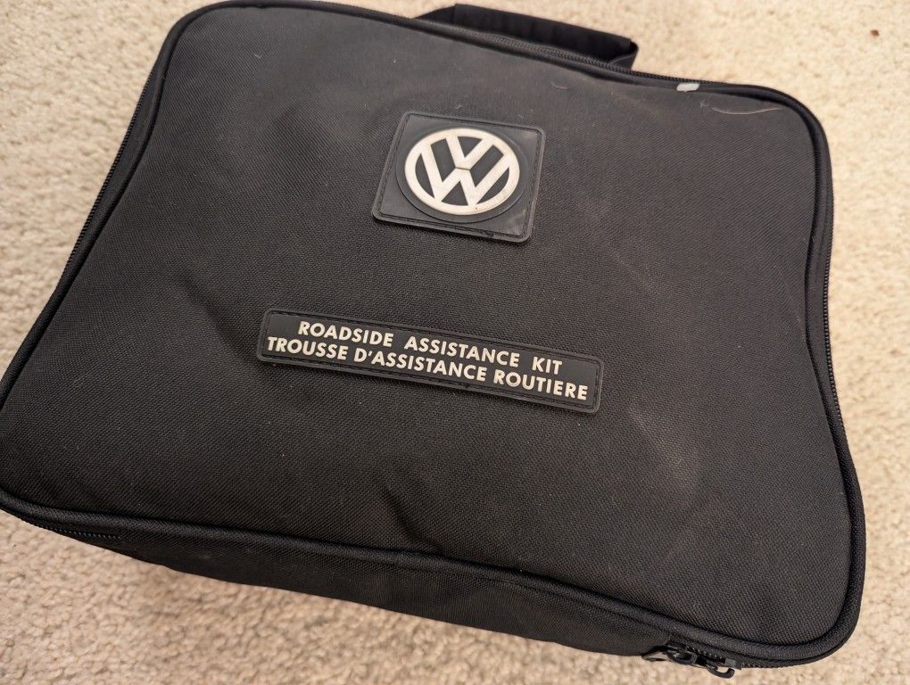 Volkswagen Roadside Assistance Kit