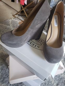 Brand new Steve Madden Wedge Heel