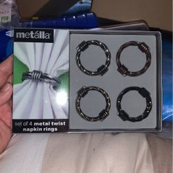 Metal Twist Napkin Rings