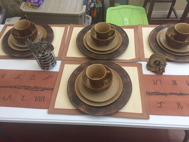 Buckaroo Stoneware by "Cowboy Living" Dinner Set