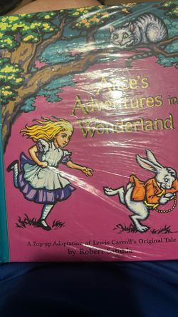Alice’s Adventures In Wonderland Pop-Up Book