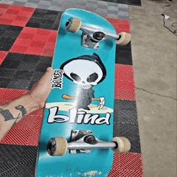 author magazine New Longboard – Quick and Smooth Ride for Every Skater