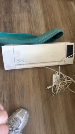 Silhouette cameo