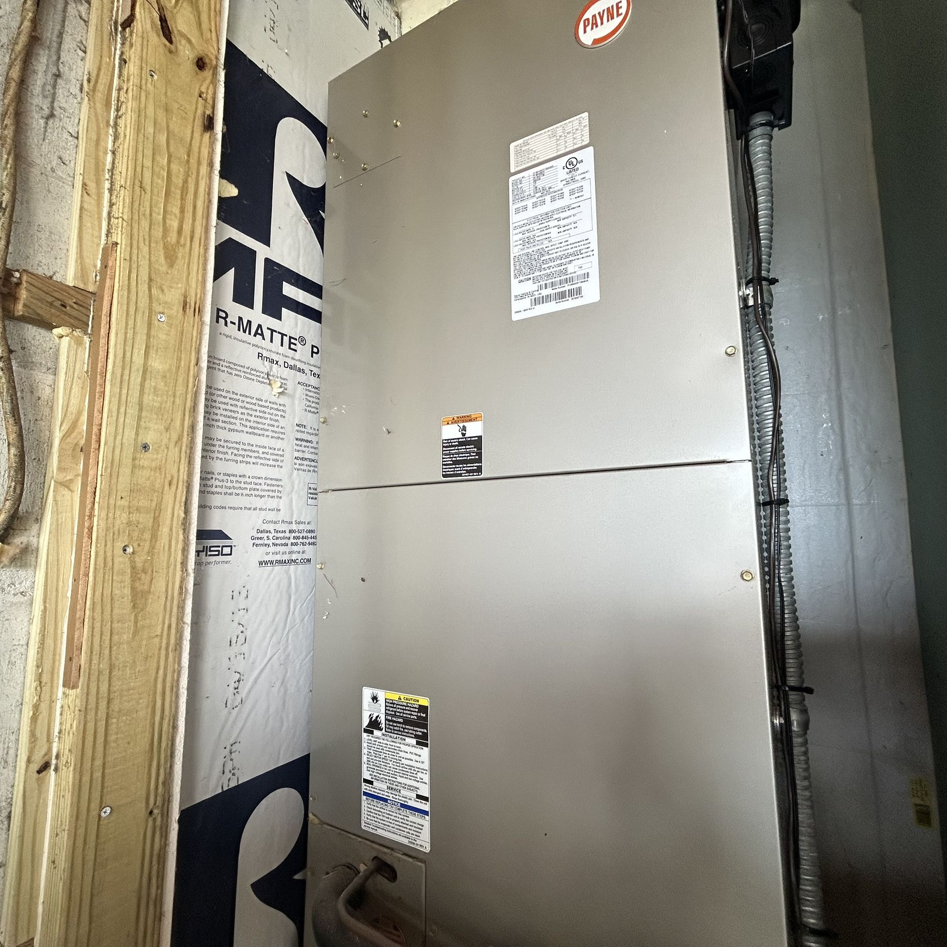 Air conditioner unitin good working condition OBO