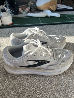 Brooks Ghost Max 2 Size 10.5