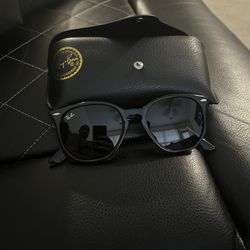 Ray•Ban Sunglasses 