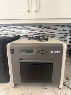 Hiti P525L Dye-Sublimation Printer Photo Booth