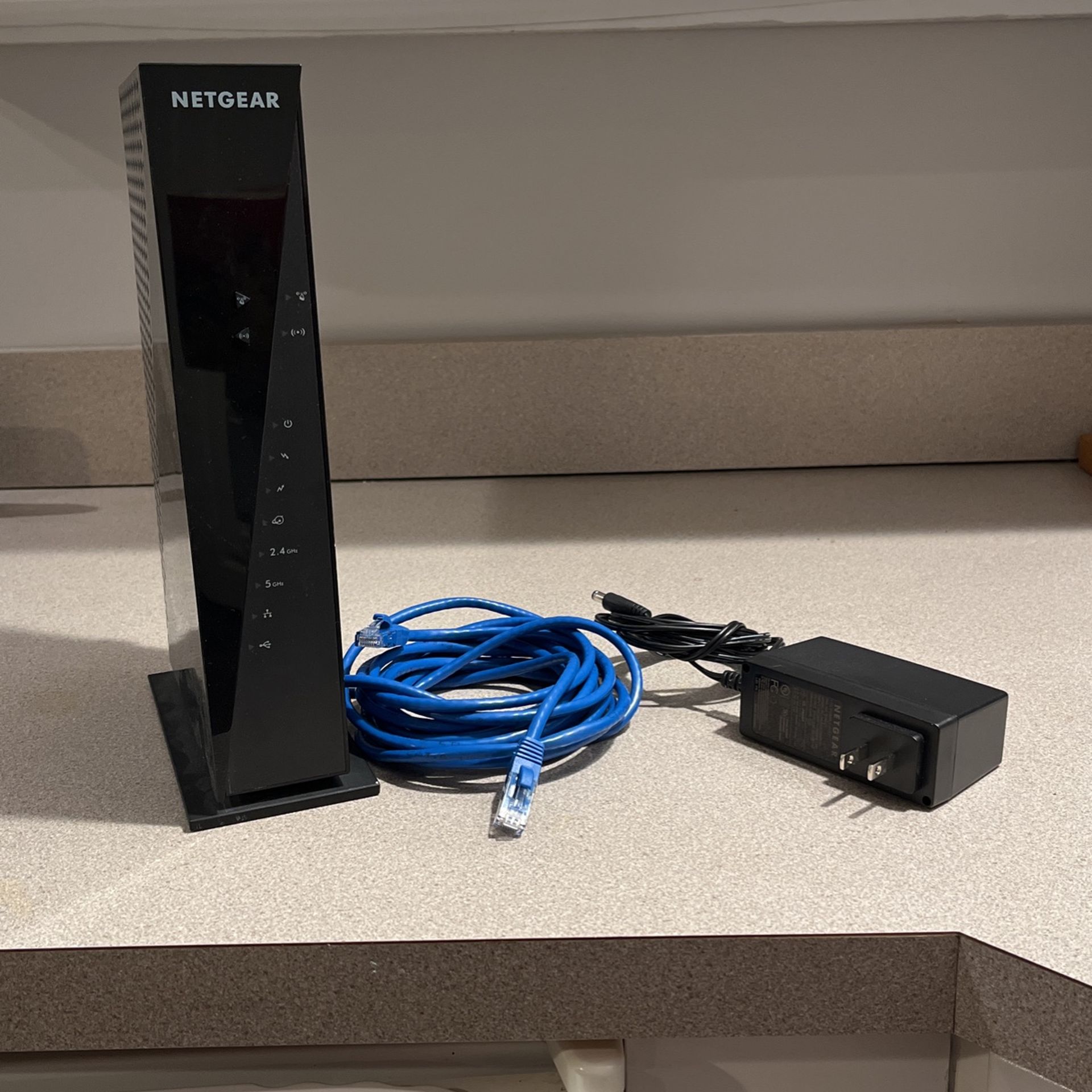 Cable Modem & Wifi Router - Netgear C6300