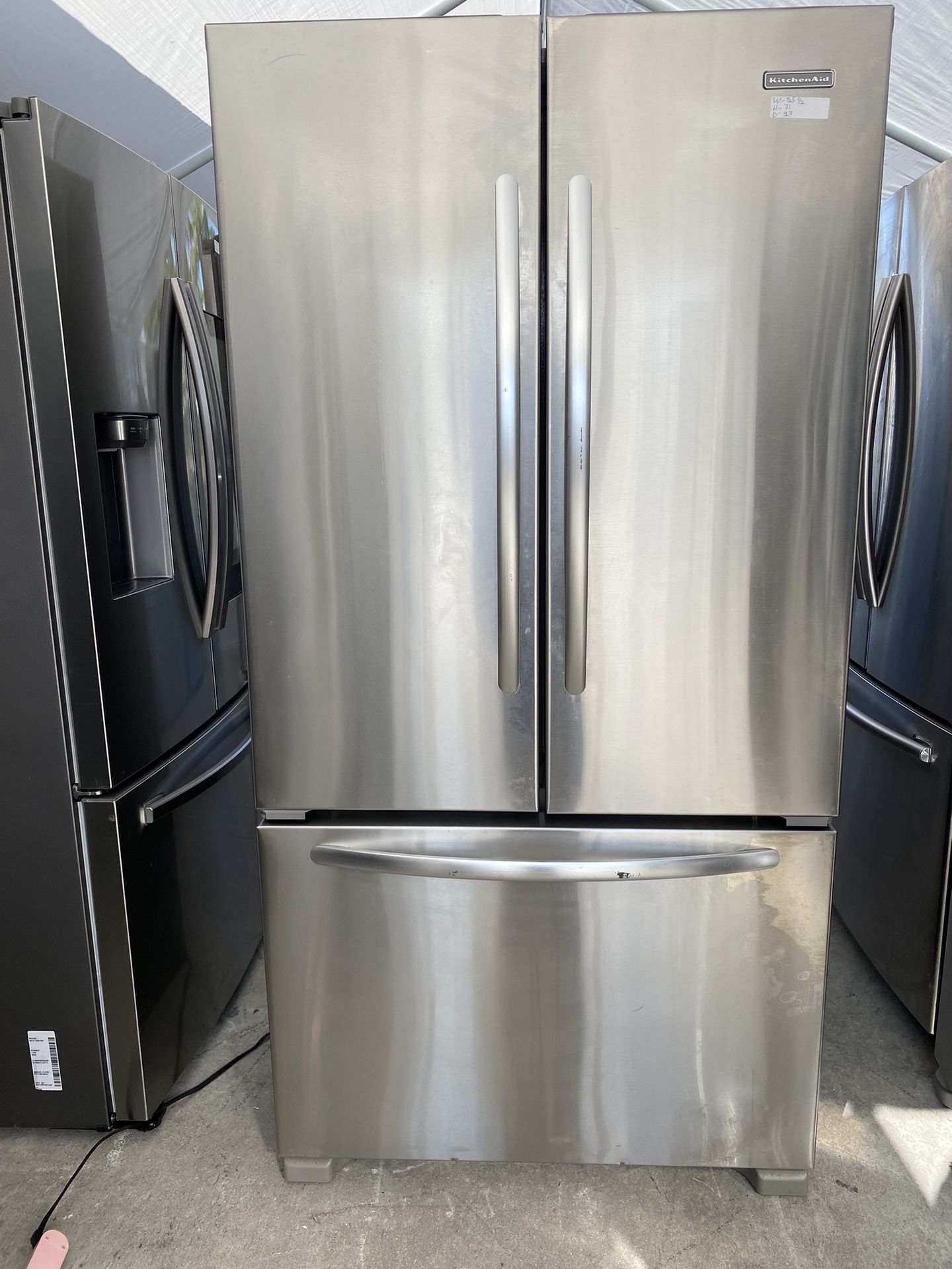 Kitchen Aid beautiful stainless steel refrigerator French door everything works perfectly first come first served 