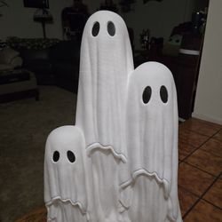 Home goods, Tjmaxx  Viral 2025 Ghost Trio LED Halloween Decor – NEW 32” Tall